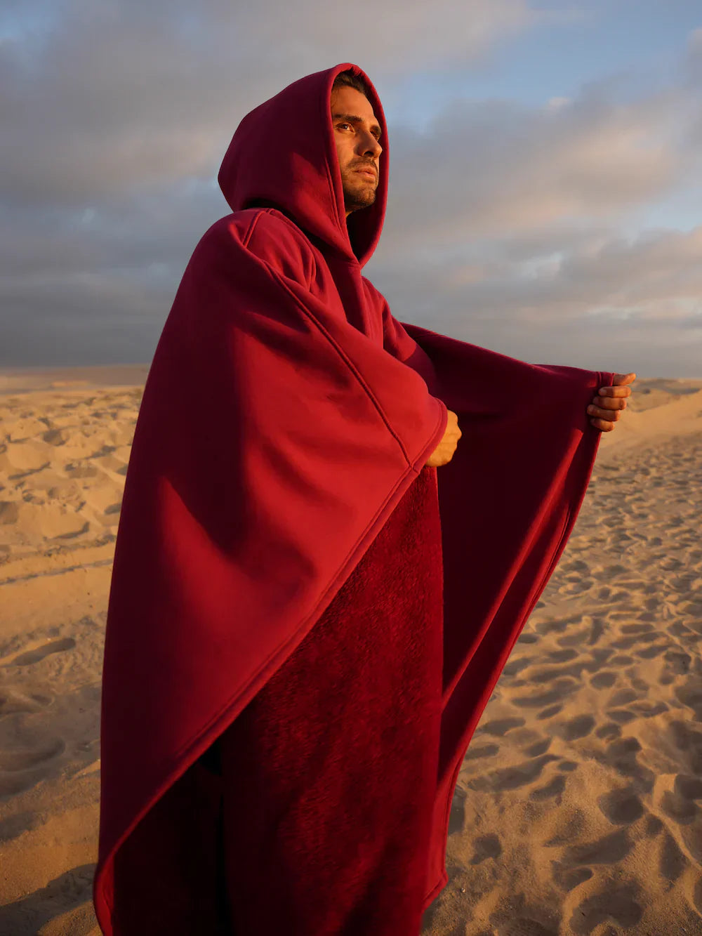 "Zachte oversized hoodie blanket, zijdezachte stof, ademend en warm, beschikbaar in diverse kleuren voor ultiem comfort thuis