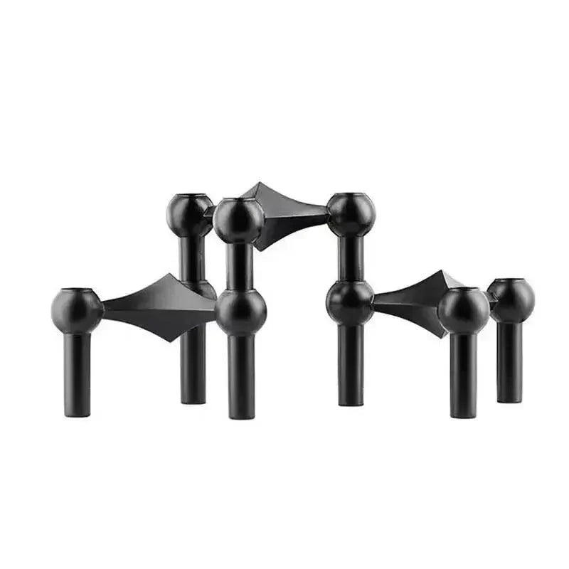 "Zilveren Nordic moleculaire kaarsenhouder, modern design met elegante metalen structuur voor stijlvolle interieurdecoratie."