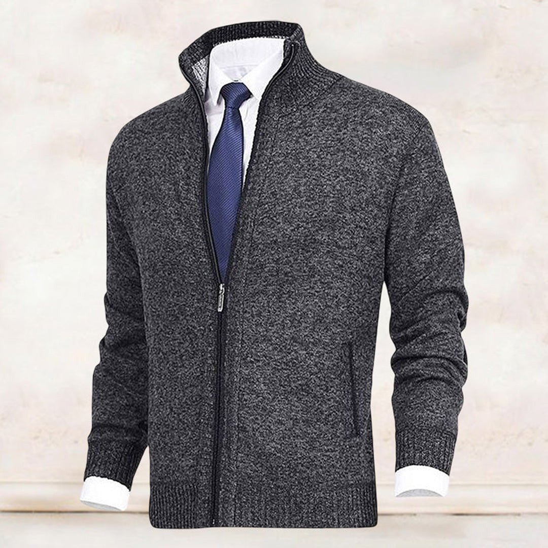 Beige fleece herenvest met rits, comfortabel en stijlvol, perfect voor dagelijks gebruik en eenvoudig te combineren.