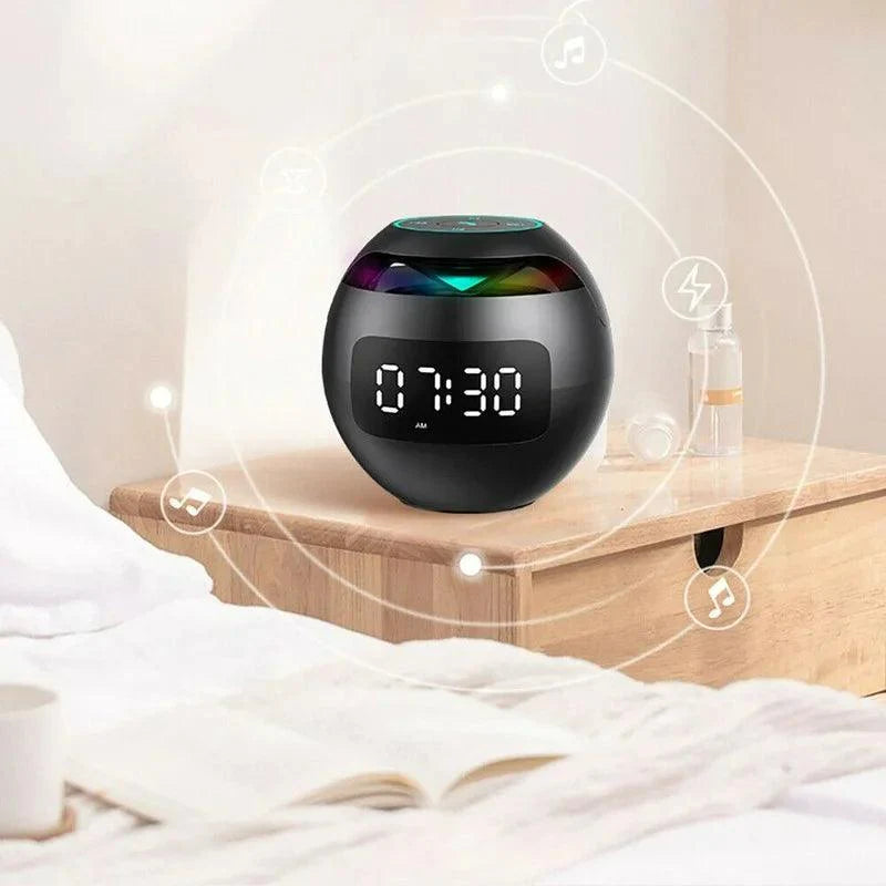 "Bluetooth wekker met LED-scherm en dynamisch licht, zwart, compacte 8.5cm, elegante uitstraling, veelzijdige functies."