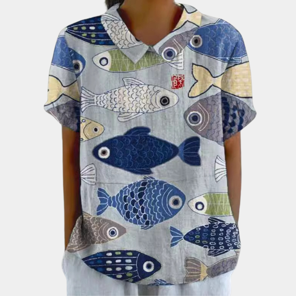Casual damesblouse met kleurrijk bloemenpatroon, ronde kraag en korte mouwen, ideaal voor zomerse stijl.