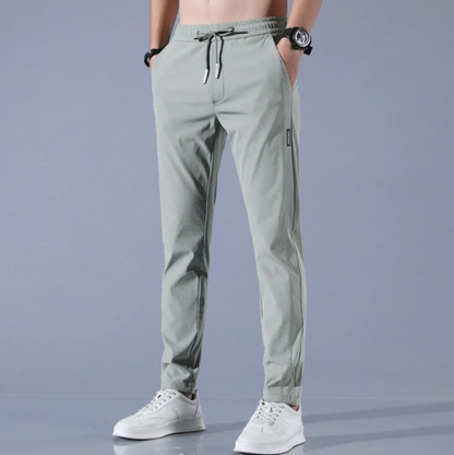"Comfortabele sneldrogende stretch herenbroek, licht materiaal, in kleuren donkergrijs, grijs, groen, zwart, perfecte pasvorm