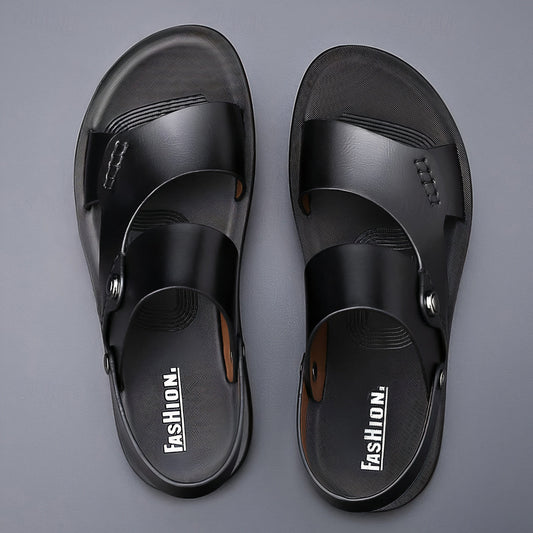 "Comfortabele zandkleurige herensandalen met antislip zool, luchtig design perfect voor zomeravonturen."