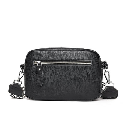 "Compacte leren handtas, elegant design, beige schoudertas voor dames met royale binnenruimte en duurzame PU-materialen."