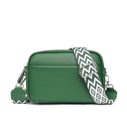 "Compacte leren handtas, elegant design, beige schoudertas voor dames met royale binnenruimte en duurzame PU-materialen."