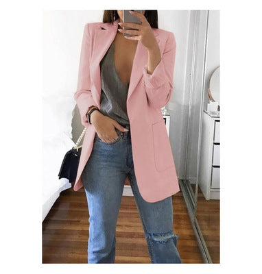 "Dames blazer met omgeslagen kraag, lange mouwen, elegant katoen-polyester ontwerp, perfecte zakelijke en formele stijl."