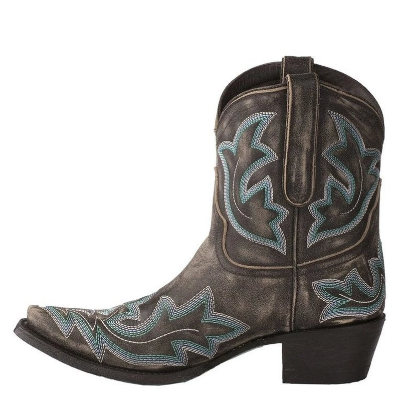 "Dames cowboylaarzen geborduurd leer, Western stijl, spitse neus, stevige hak, elegant ontwerp, stijlvolle laarzen."