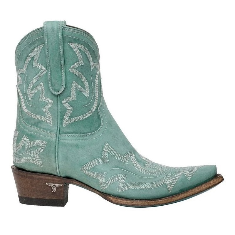 "Dames cowboylaarzen geborduurd leer, Western stijl, spitse neus, stevige hak, elegant ontwerp, stijlvolle laarzen."