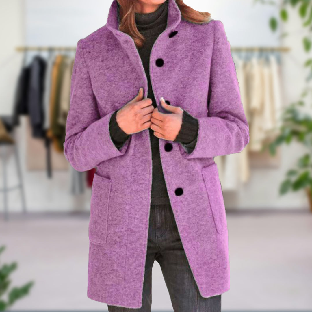"Dames herfstjas elegant en warm in blauw, stijlvolle jas voor koelere maanden, verkrijgbaar in meerdere kleuren."