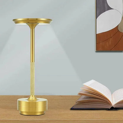 "Draagbare LED tafellamp met dimbare functies, modern design, draadloos, oplaadbaar via USB, ideaal voor elke interieurstijl.