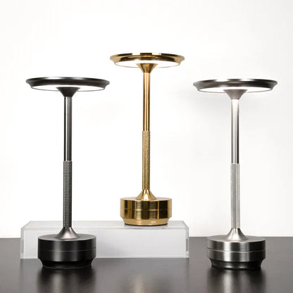 "Draagbare LED tafellamp met dimbare functies, modern design, draadloos, oplaadbaar via USB, ideaal voor elke interieurstijl.