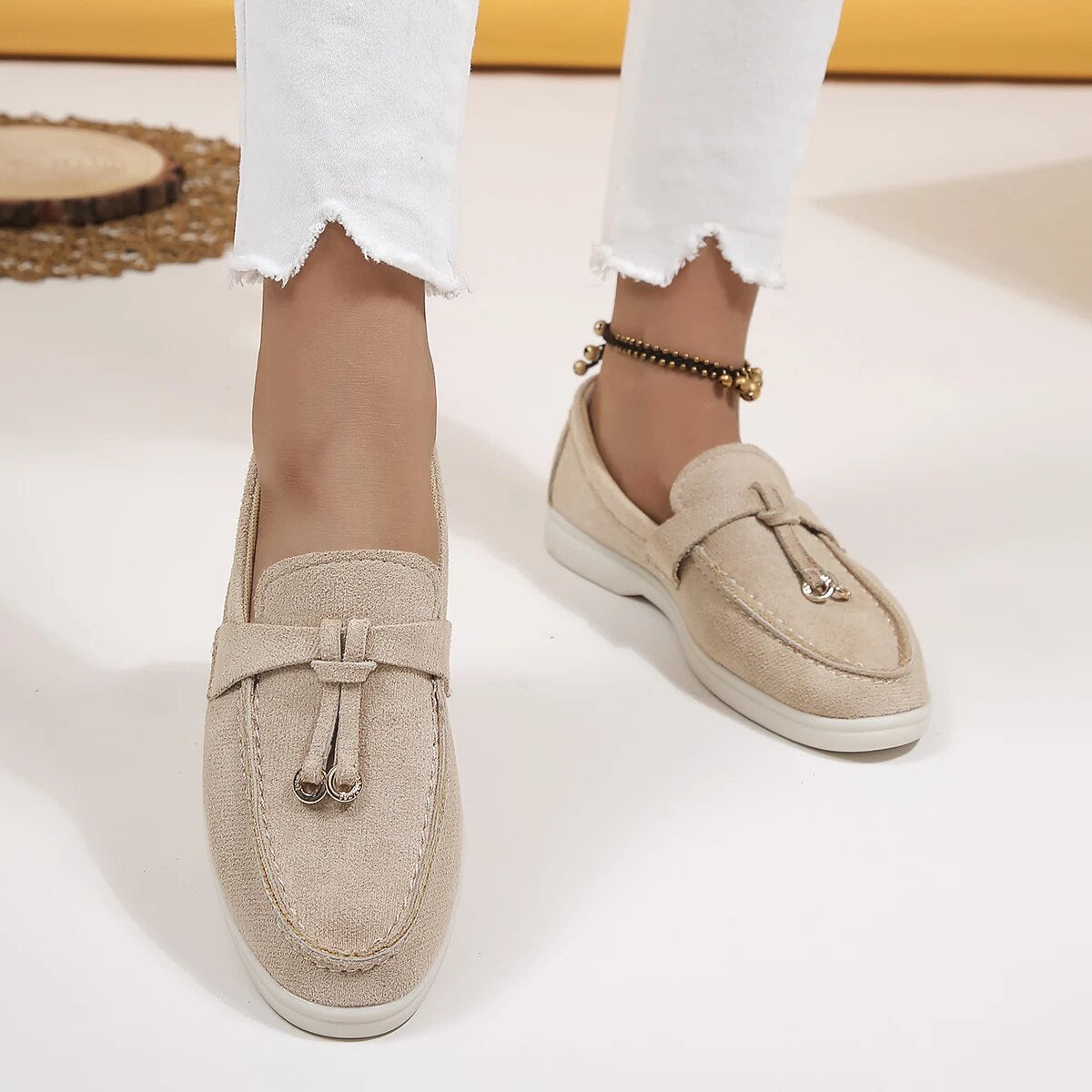 Elegant en comfortabel Sanne loafers in beige, tijdloze dameschoenen met slip-on gemak en stijlvol ontwerp voor elke gelegenh