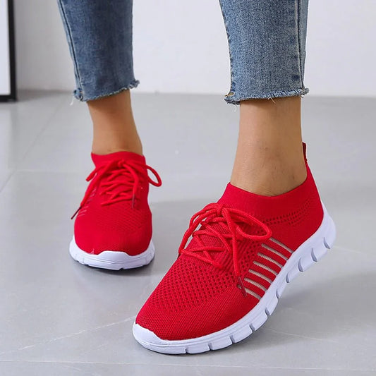 "Elegant witte orthopedische Margaret sneakers voor dames met ademend bovenwerk en schokabsorberende zool, ideaal dagelijks g