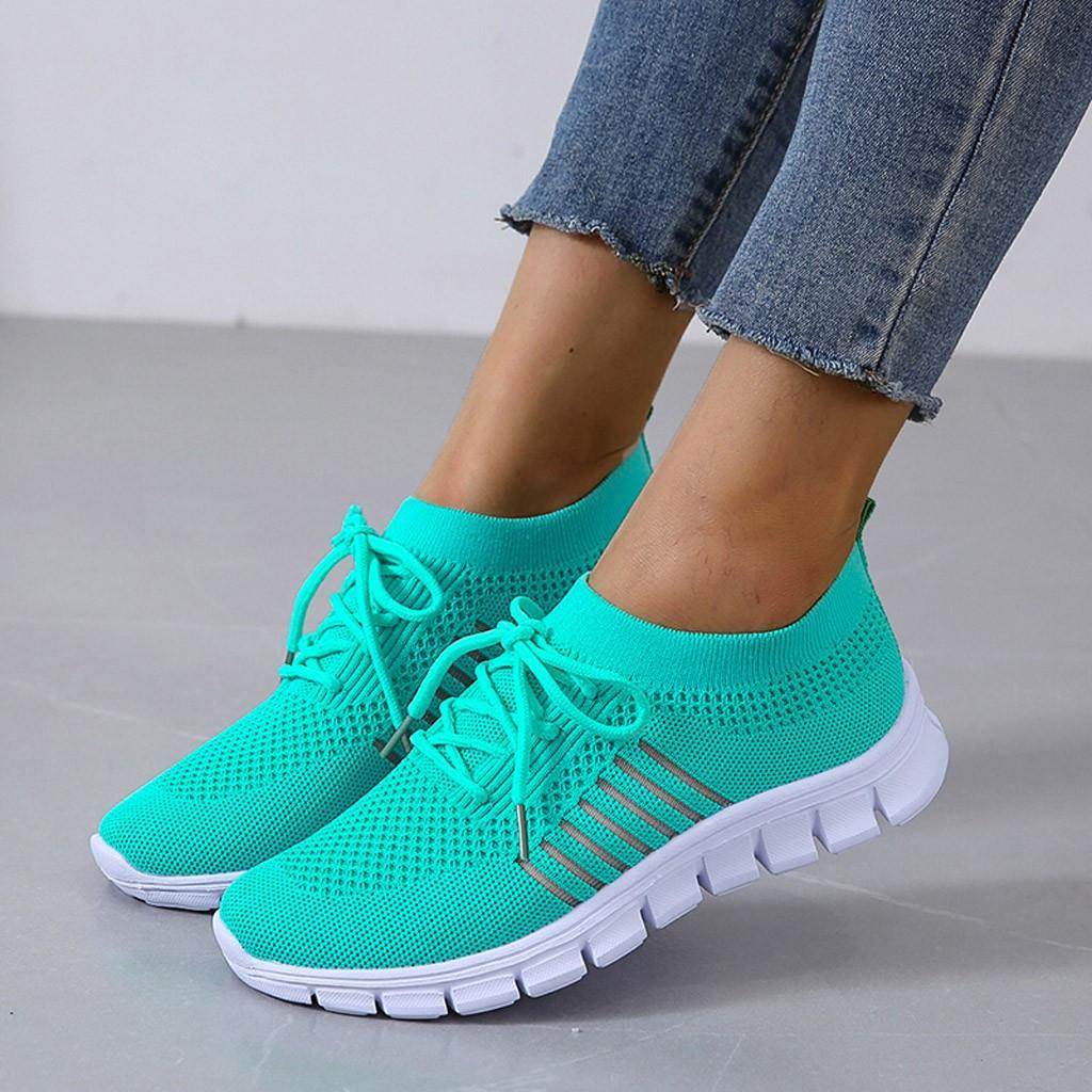 "Elegant witte orthopedische Margaret sneakers voor dames met ademend bovenwerk en schokabsorberende zool, ideaal dagelijks g