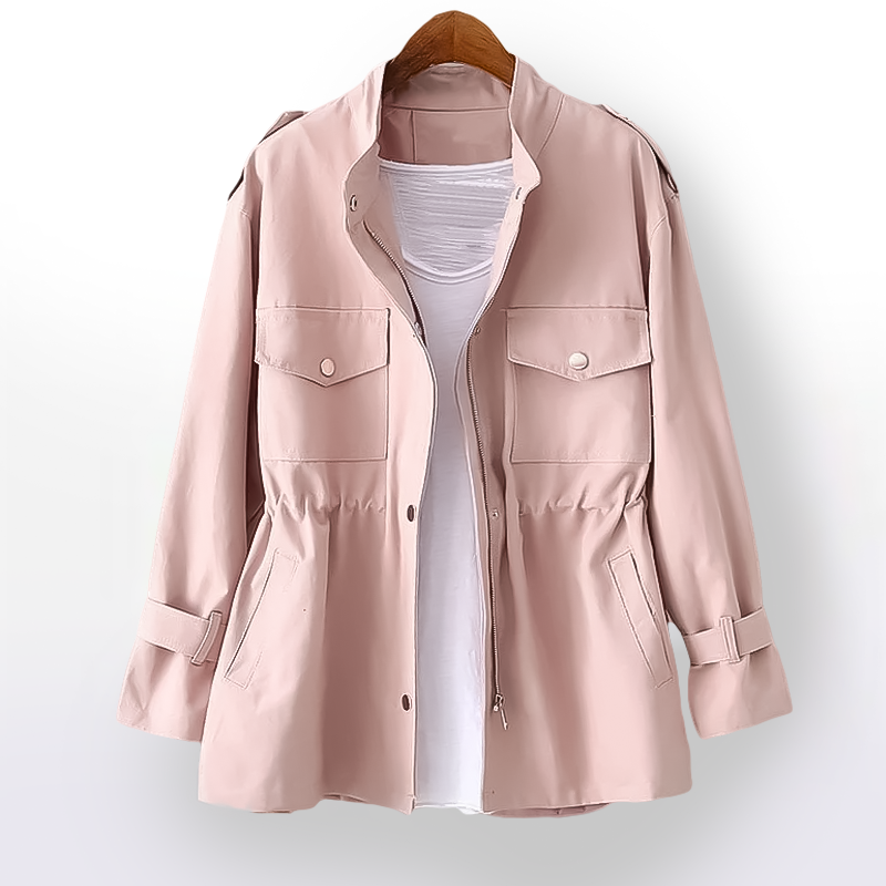 "Elegante casual damestrenchcoat in luxe katoenmix, stijlvol beige design, perfect voor elke gelegenheid en elk weer."