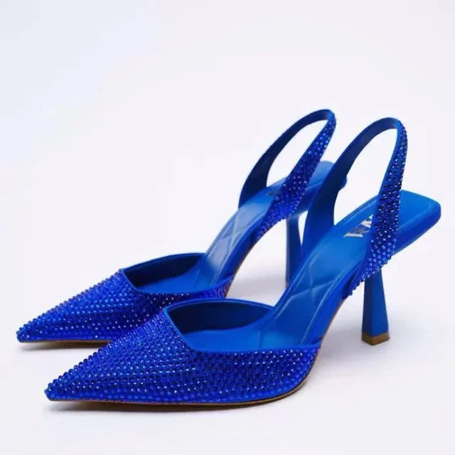 "Elegante dames sandalen met puntige neus, hoge hak en verstelbare bandjes, ideaal voor comfort en stijl in de zomer."