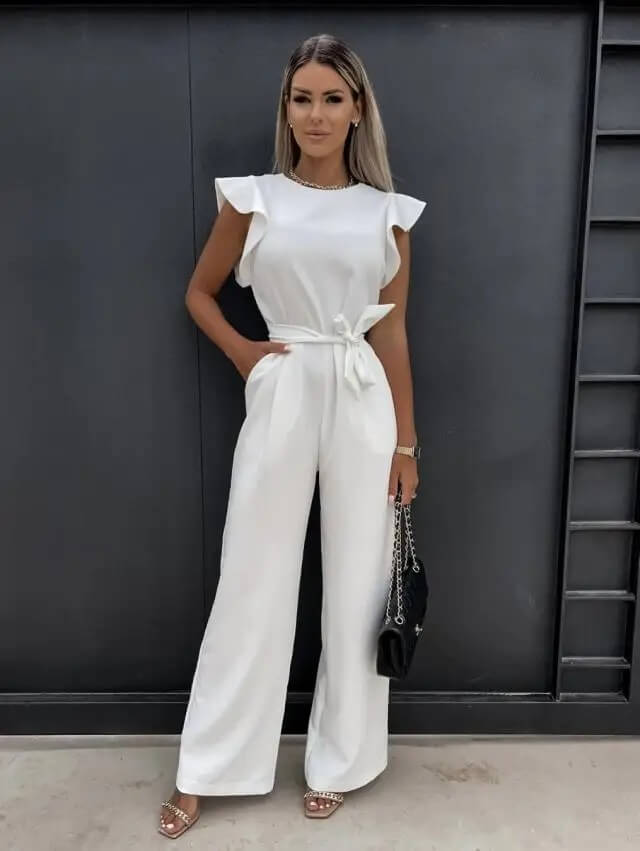 "Elegante Florentine jumpsuit met vlindermouwen, verstelbare ceintuur en brede pijpen in diverse kleuren."