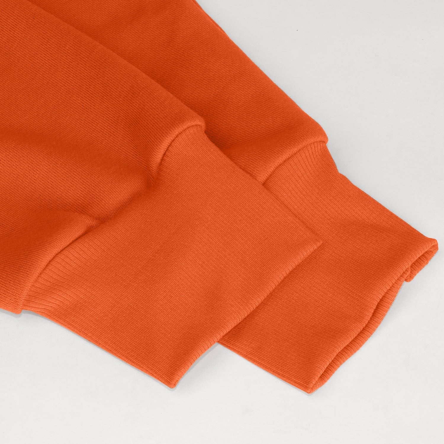 "Elegante Julia trui en jurk set, comfortabel, in diverse kleuren, flatterende pasvorm, geschikt voor elke gelegenheid."