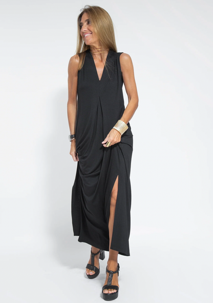 "Elegante Kate Set met lange jurk en stijlvolle weste, dameskleding, in diverse kleuren voor comfort en vrouwelijkheid."