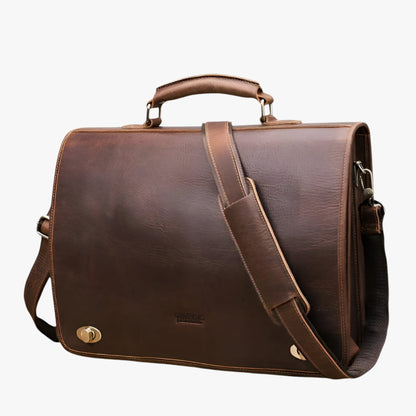 Elegante leren zakelijke aktetas, bruin, met gewatteerd laptopvak en verstelbare schouderband voor professionals.