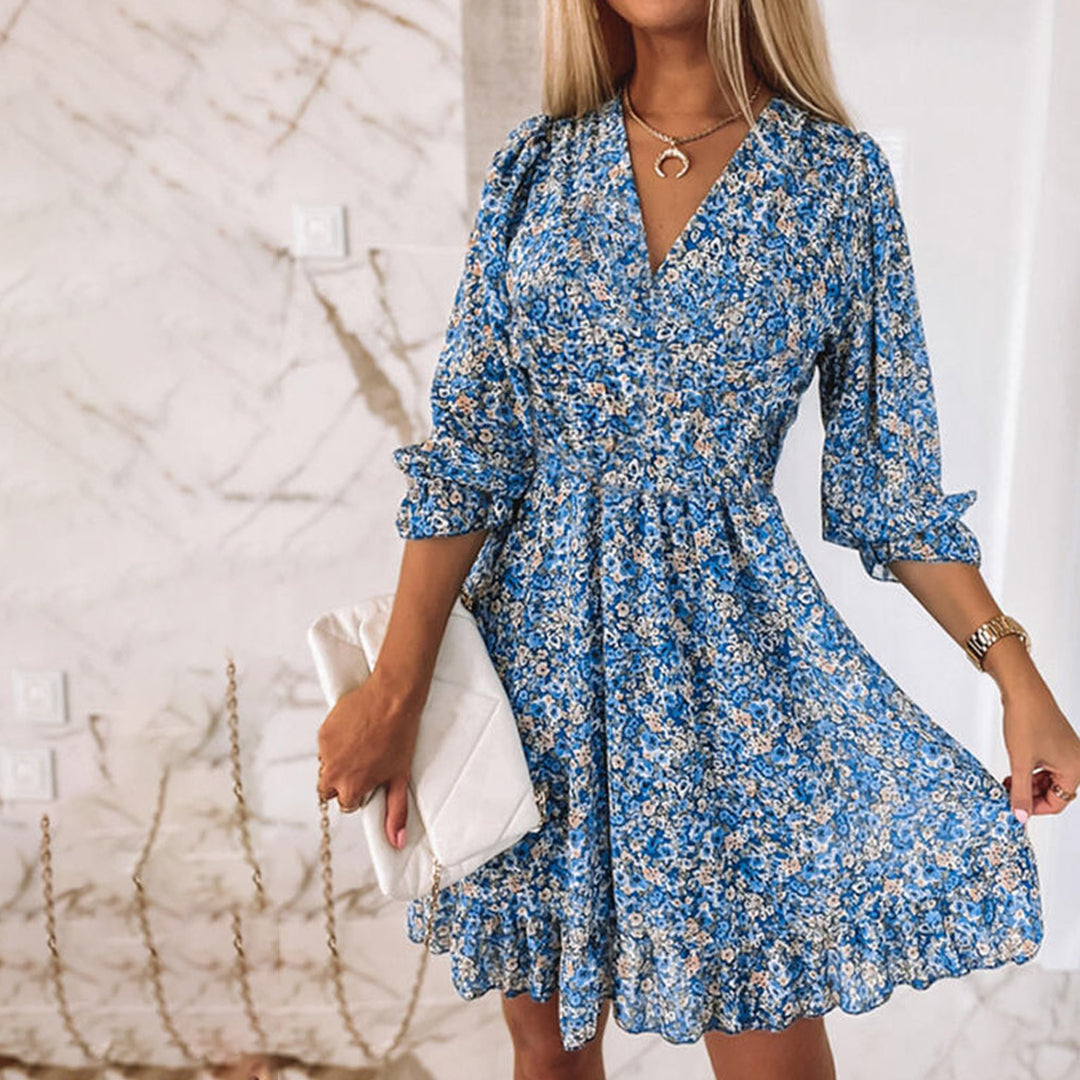 "Elegante luchtige midi zomerjurk voor dames met V-hals, korte mouwen in roze, blauw en groen, ideaal voor zomerdagen"