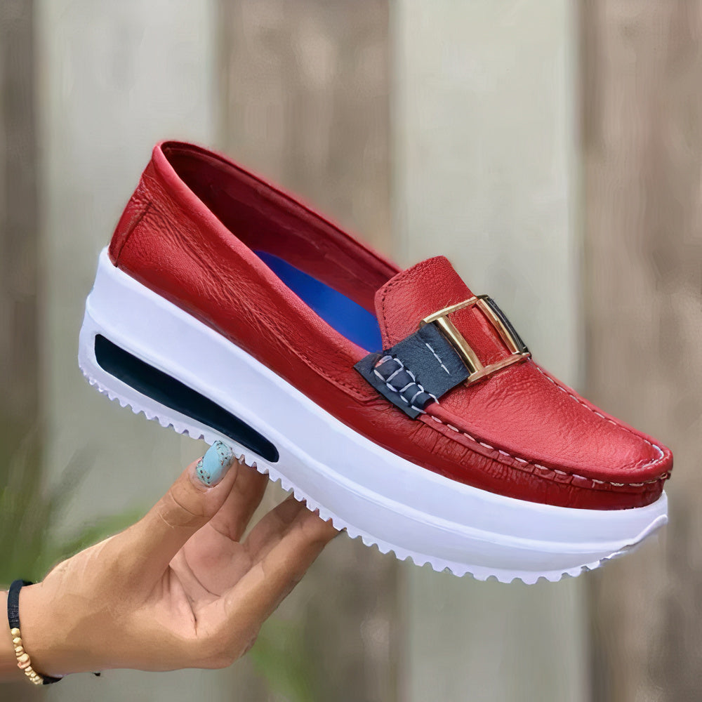 "Elegante orthopedische dames schoenen, beige kleur, comfortabel design voor actieve vrouwen. Pijnverlichting en stijlvolle l