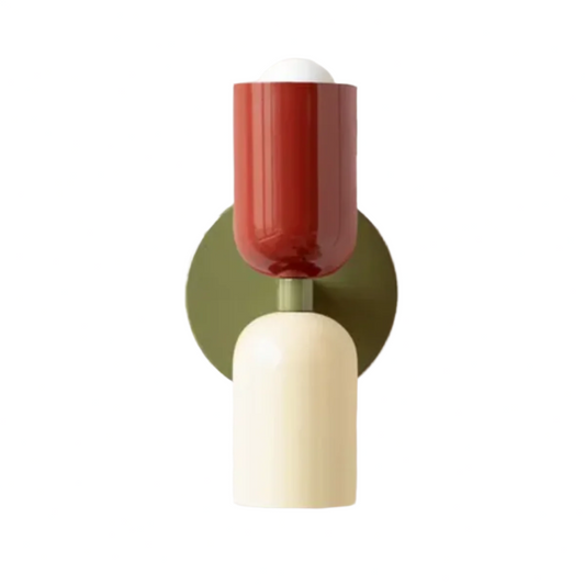 "Elegante Scandinavisch ontworpen wandlamp met LED, verkrijgbaar in meerdere kleuren voor warmte en stijl in elk interieur."