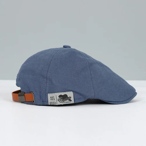 "Elegante verstelbare mannen baret in zwart, tijdloos ontwerp, voor stijlvolle en veelzijdige looks bij diverse gelegenheden.