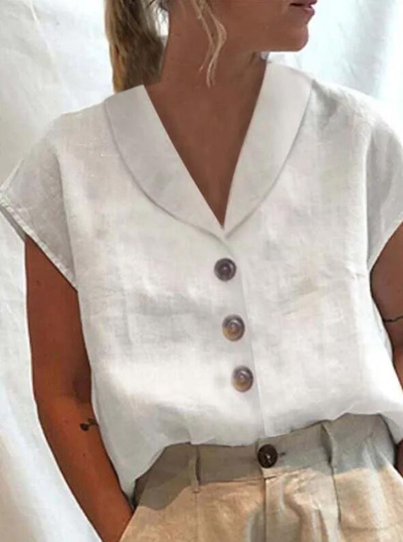 Elegante winterblouse voor dames in moderne stijl, beige kleur met verfijnde details, ideaal voor werk of formele gelegenhede