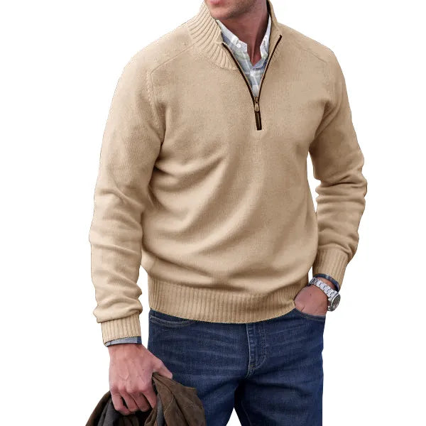 "Elegante witte heren kasjmier trui met rits, luxueuze stof, opstaande kraag, slank silhouet en huidvriendelijk materiaal."