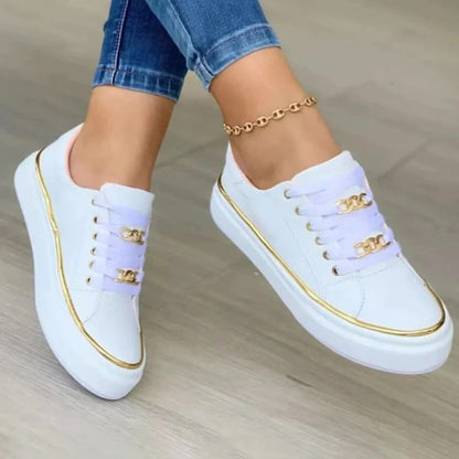 Elegante witte orthopedische damesschoenen met comfortabele pasvorm en tijdloos design. Perfect voor elke gelegenheid.