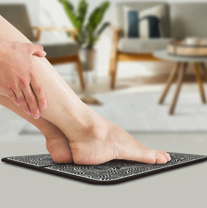 EMS Neuropathie Mat voor spierontspanning, draagbaar zwart design, bevordert bloedsomloop, ideaal voor stressvermindering.