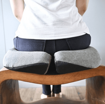 Ergonomisch zitkussen, drukverlagend, ademend materiaal, modern design, comfortabele ondersteuning rug en heupen.