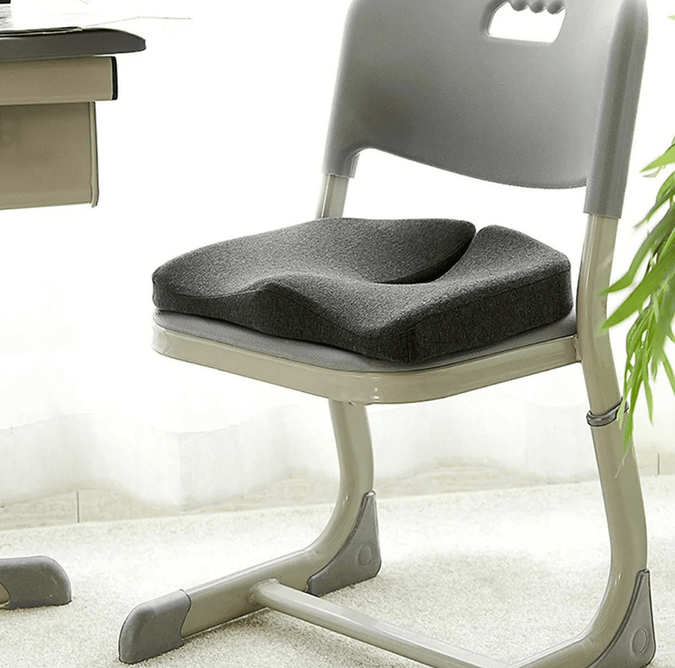 Ergonomisch zitkussen, drukverlagend, ademend materiaal, modern design, comfortabele ondersteuning rug en heupen.