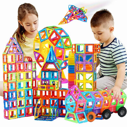 "Felgekleurde magnetische bouwblokken voor kinderen, geschikt voor diverse structuren en creaties, stimuleert creativiteit."