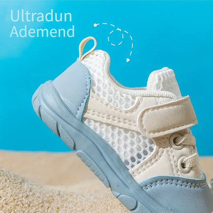 Flexibele Ember barefoot babyschoenen, zacht en ademend, met antislip zool. Perfect voor comfort en natuurlijke voetontwikkel