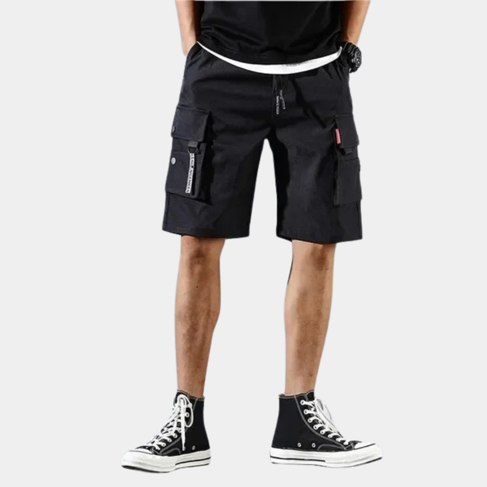 "Grijze cargo shorts voor heren met praktische zakken, veelzijdig en comfortabel voor stads- en natuuravonturen."