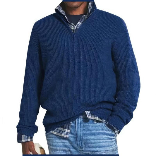 "Heerentrui van hoogwaardige warme wol, donkerblauw, met een stijlvolle en elegante uitstraling voor koude dagen."