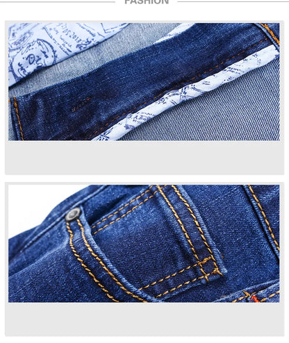 "Heren stretch jeans, slim fit, donkerblauw, nauwsluitend design, elegant en comfortabel voor elke gelegenheid."