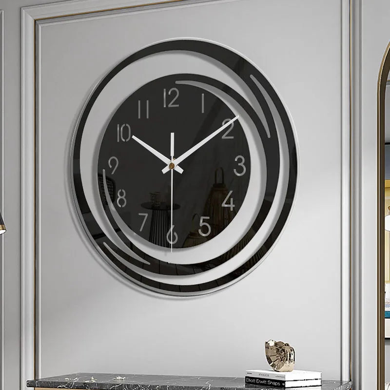 "InfinityGlow Wandklok met stil mechanisme, strak minimalistisch design, elegante look voor moderne interieurs."