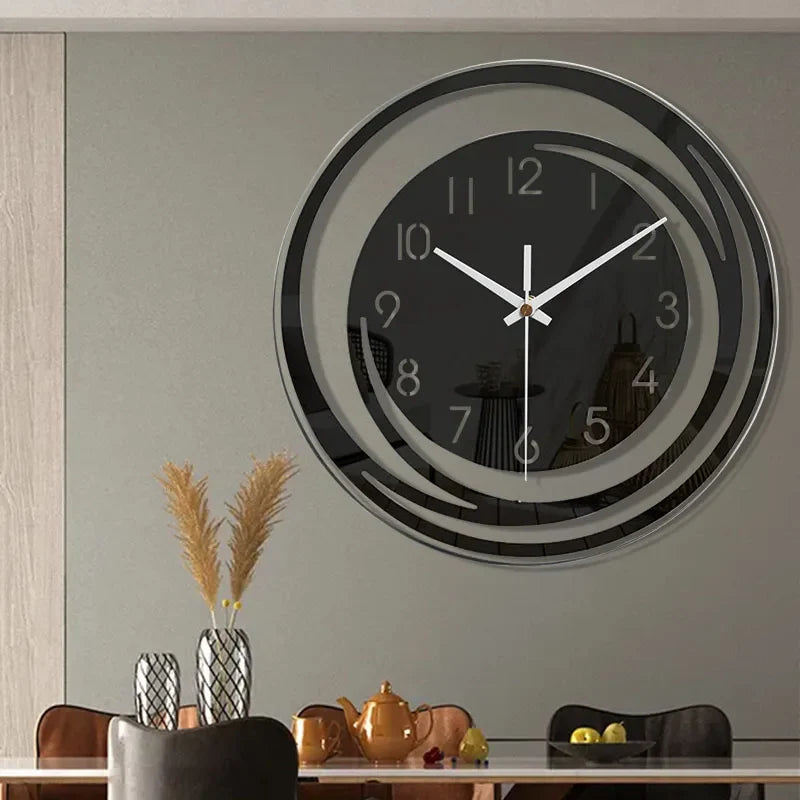 "InfinityGlow Wandklok met stil mechanisme, strak minimalistisch design, elegante look voor moderne interieurs."