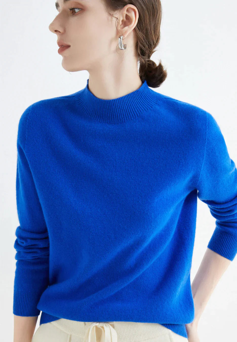 Kasjmier trui dameskleding, elegant design, zachte stof, diverse kleuren, ideaal voor seizoenen, comfort en stijl.