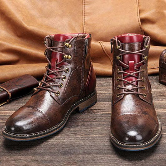 "Klassieke leren oxford schoenen voor mannen, bruin, verfijnd met hoogwaardig leder en een elegant ontwerp."