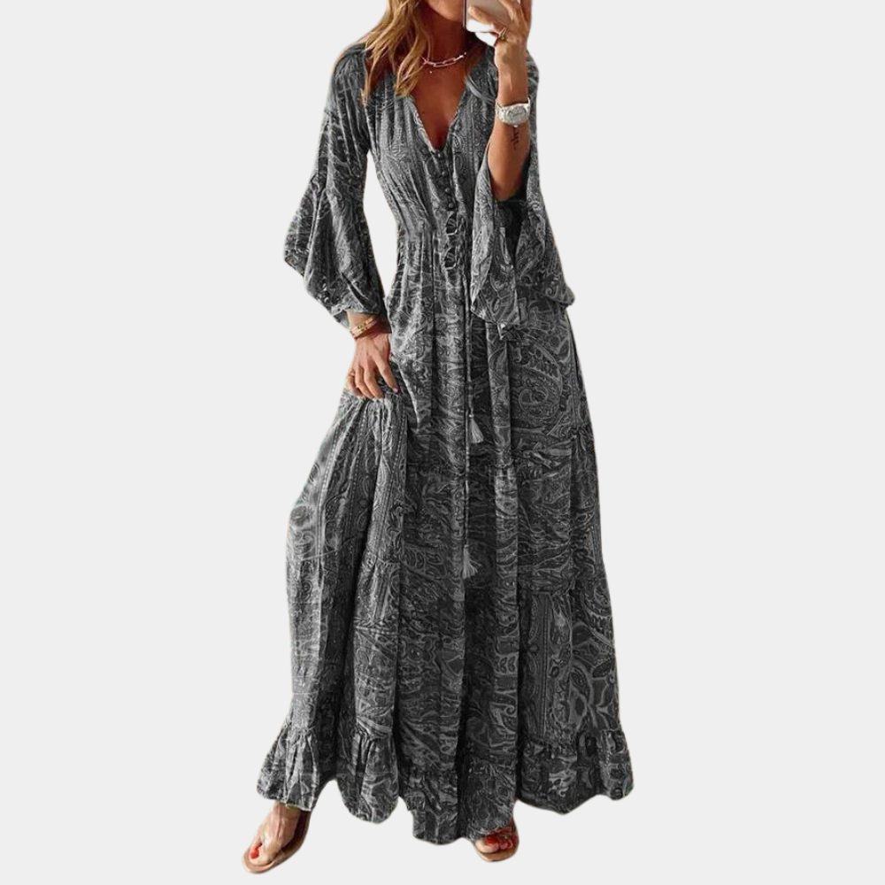 "Lange boheemse maxi jurk voor vrouwen in vloeiende stof, oranje kleur, perfect voor zomer en elke gelegenheid."
