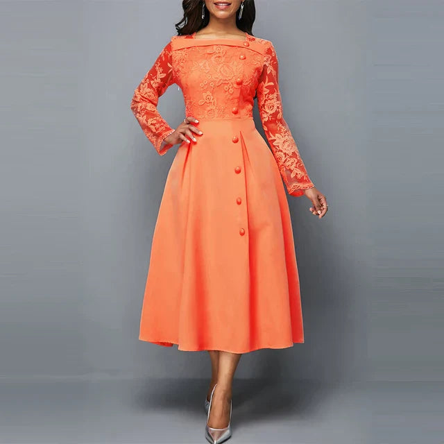 "Luxe feestjurk met elegante kanten mouwen, vierkante kraag en vloeiend maxi silhouet voor vrouwen."