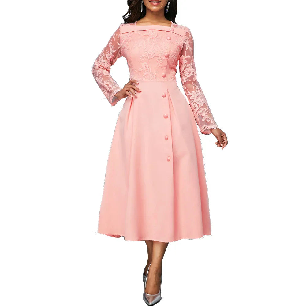 "Luxe feestjurk met elegante kanten mouwen, vierkante kraag en vloeiend maxi silhouet voor vrouwen."