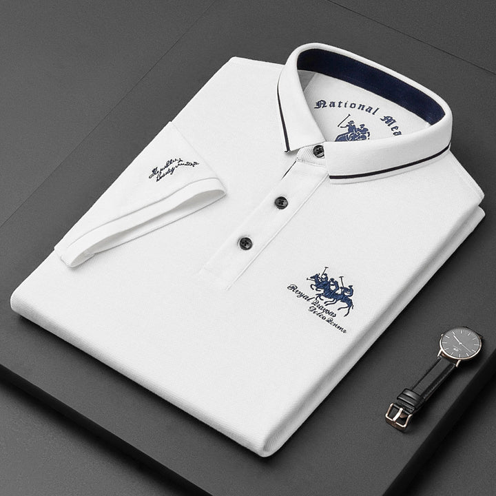 "Luxe katoenen herenpolo met korte mouwen, elegante pasvorm, reverskraag, perfect voor casual en semi-formele gelegenheden."