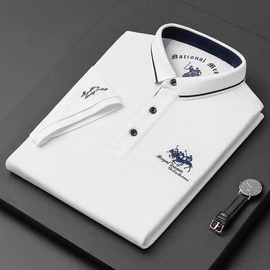 "Luxe katoenen herenpolo met korte mouwen, elegante pasvorm, reverskraag, perfect voor casual en semi-formele gelegenheden."