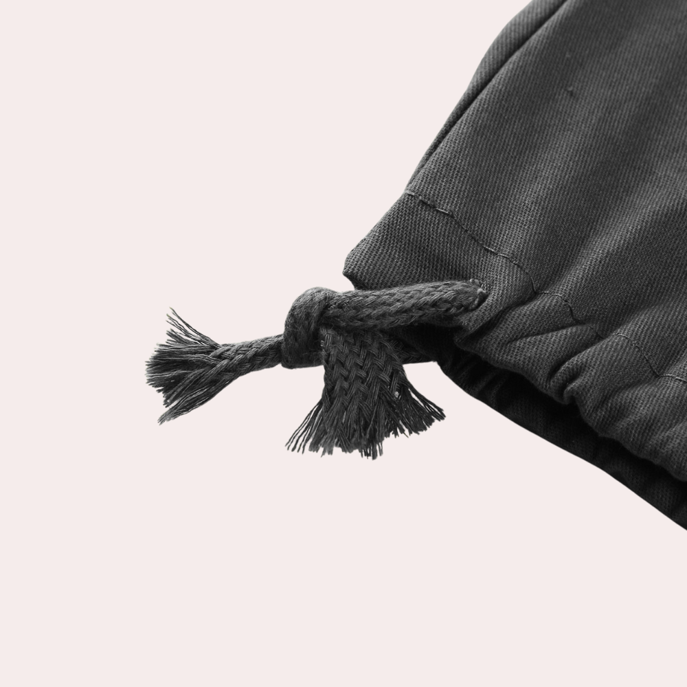 "Moderne heren cargo broek met cargozakken, comfortabele pasvorm, diverse kleuren, ideaal voor stijl en functionaliteit."