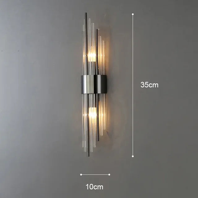 "Moderne wandlamp goud, tijdloze elegantie, luxe verlichting voor verfijnd interieur."